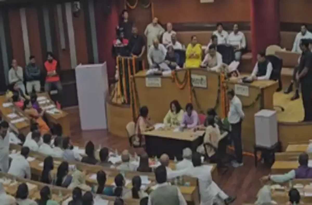 आप के महेश खींची चुने गए दिल्ली नगर निगम के नए मेयर